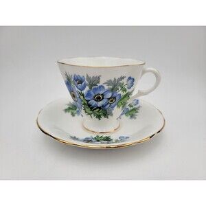 Vintage Clarence Bone China Teacup & Saucer Blue Floral Pattern 576-71